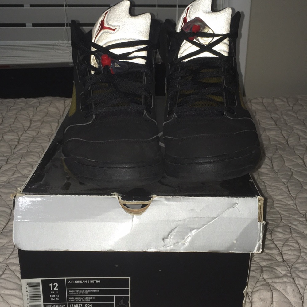 2006 Black Metallic Jordan 5 Size 12